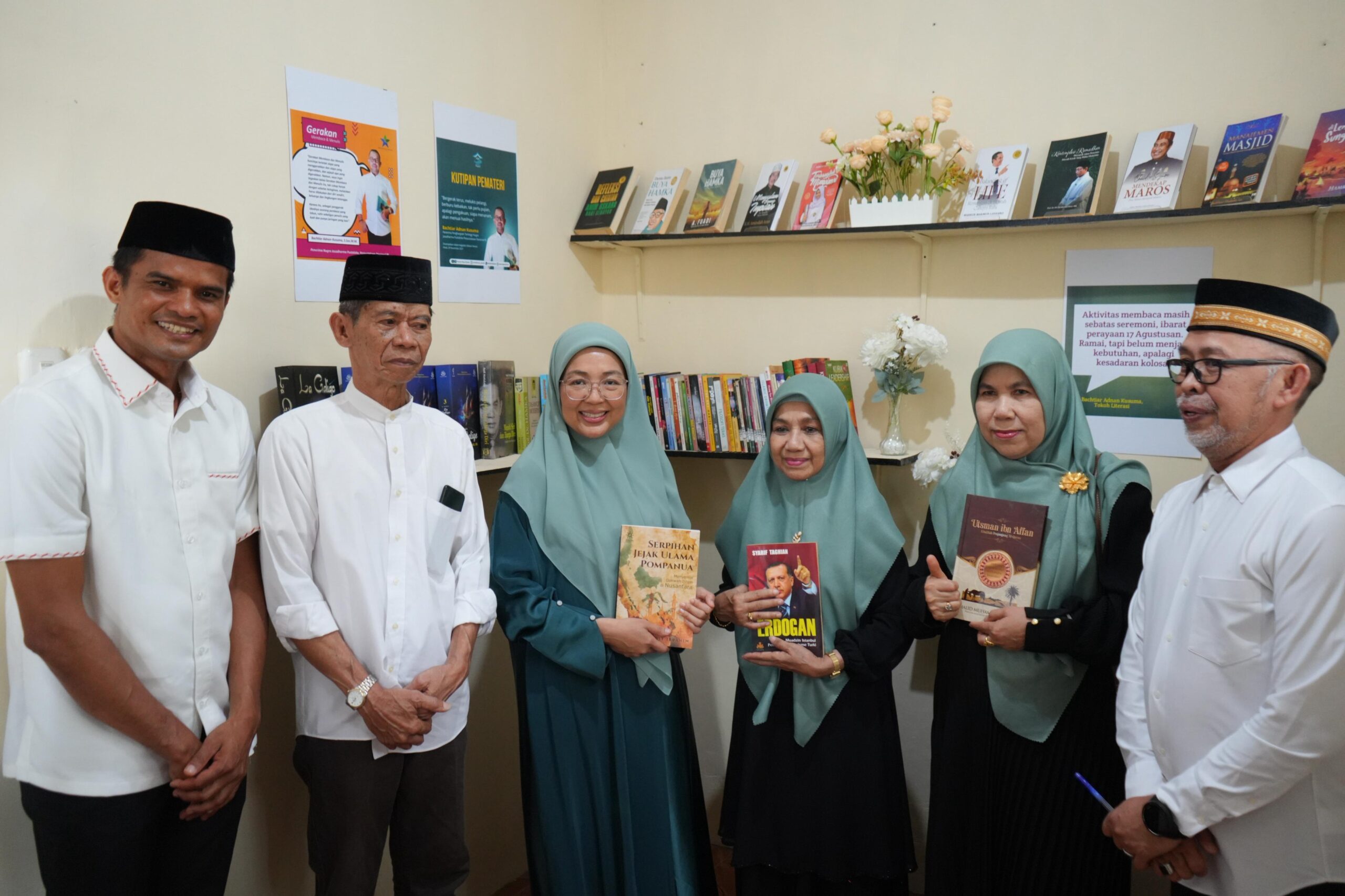 Bunda Literasi Makassar Launching Gerakan “Satu Masjid Satu Perpustakaan”