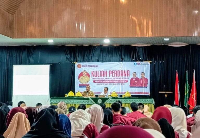 FISIPHUM UMSi Gelar Kuliah Perdana Tahun Akademik 2025