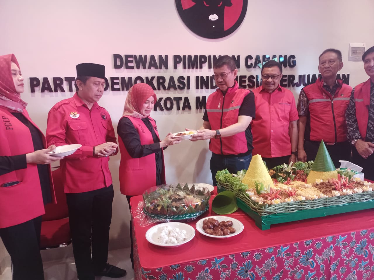 PDI Perjuangan Kota Makassar Resmi Miliki Kantor Permanen