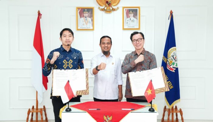 BUMD Sulsel Gandeng Vingroup untuk PLTS Skala Besar