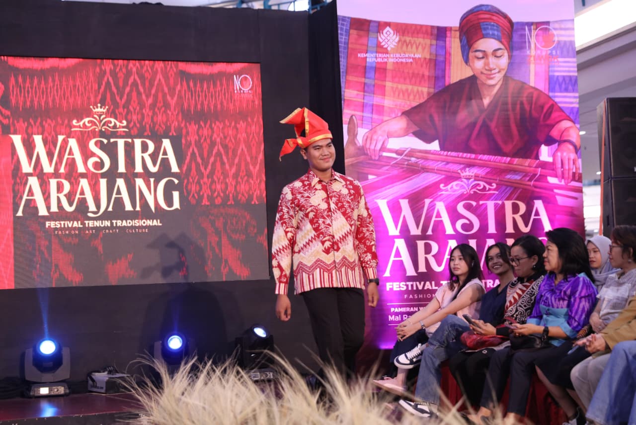 Ketua Dekranasda Tegaskan Komitmen Dorong Inovasi Perajin Lewat Kain Tradisional