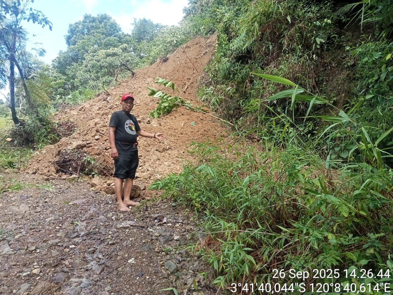 15 Titik Longsor Terjang Desa Leppangeng, 7 Dusun Sidrap Lumpuh Total