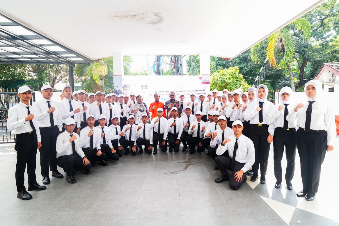 Gubernur Sulsel Lepas Calon Praja IPDN Angkatan XXXVI