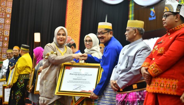 Palopo Raih Penghargaan di HUT Sulsel