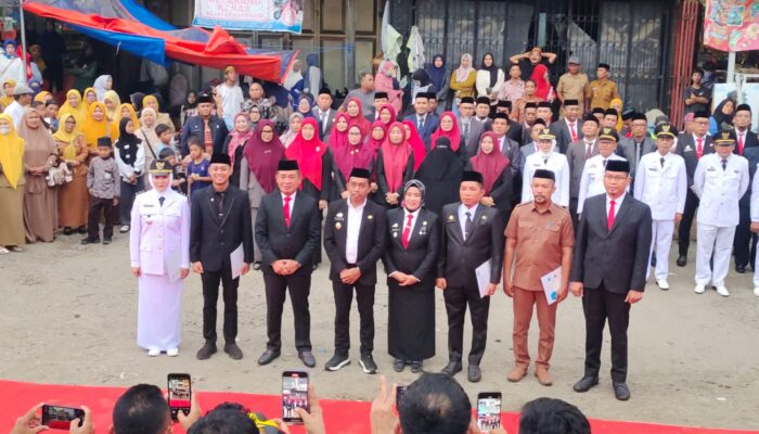 Pelantikan Unik di Sidrap, Bupati Syaharuddin Lantik Pejabat di Area Pasar