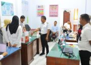 Sidak Dinas Koperasi, Bupati Bone Minta Pegawai Aktif Turun ke Desa