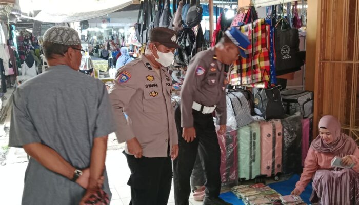 Cegah Kriminalitas, Polsek Panca Rijang Gencarkan Patroli di Pasar