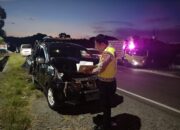 Diduga Rem Blong, Mobil Tronton Hantam Kijang dan Avanza di Watang Pulu
