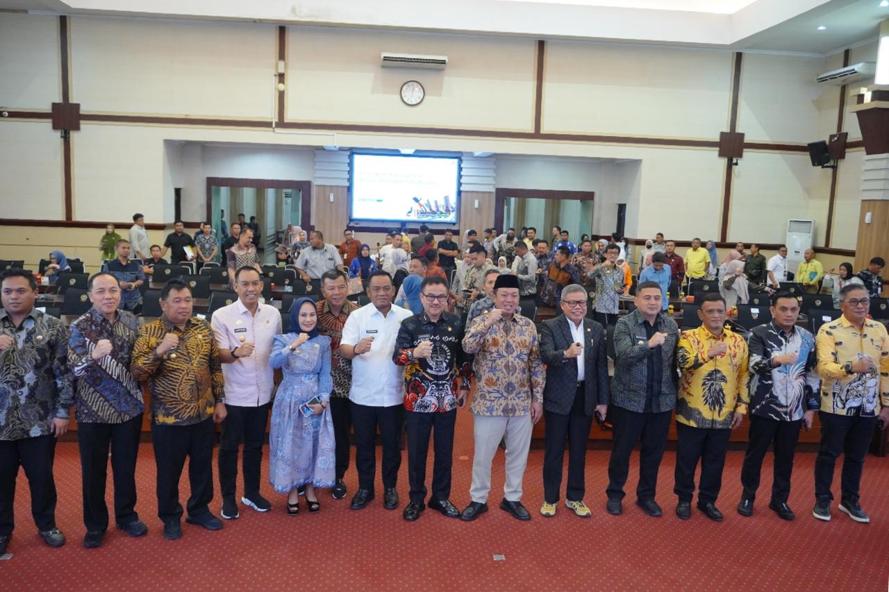 Bupati Luwu Hadiri Rakor dan Kunker Menteri ATR/BPN Nusron Wahid di Makassar