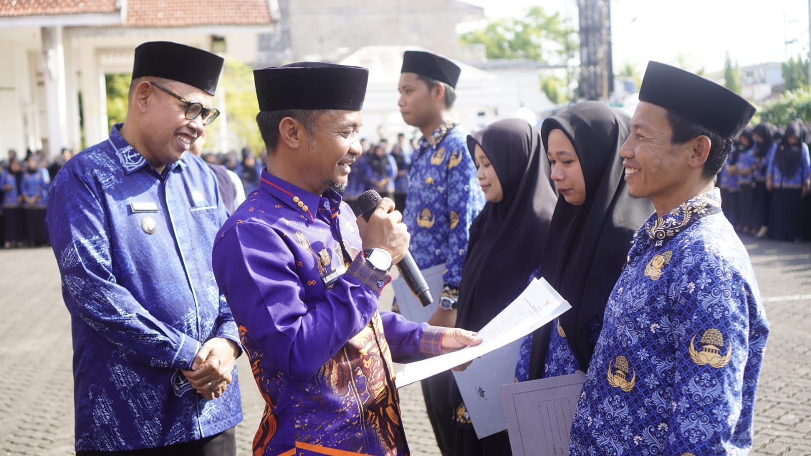 Bupati Bone Serahkan SK Perpanjangan 2.545 PPPK Formasi 2022–2023