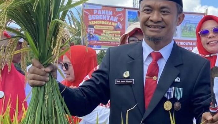 Bone Raih Predikat MDC Terbaik, Stok Beras dan Gula Tertinggi di Sulsel