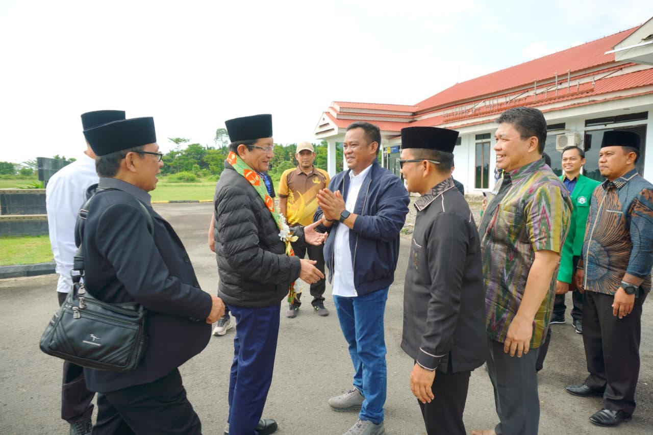 Bupati Luwu Terima Kunjungan Silaturahmi Menteri Agama RI