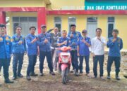 Motor Pegawai Disusupi Ular, Damkar Sidrap Sigap Evakuasi