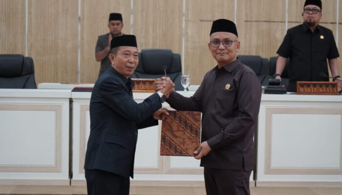DPRD Palopo Terima Dokumen KUA-PPAS dari Pemerintah Daerah