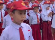 Pelajar UPT SD Negeri 12 Pangsid Gelar Upacara Peringati Hari Pahlawan 10 November
