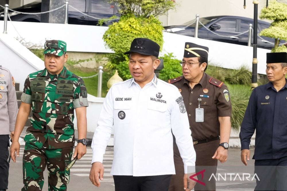 Gubernur Riau Abdul Wahid Terjaring OTT KPK