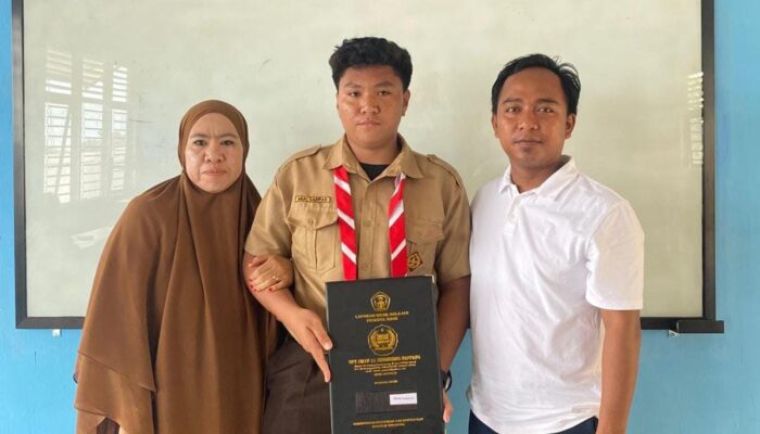 Resmi Akhiri Semester Ganjil, Siswa SMAN 11 Sidrap Terima Rapor Hari Ini