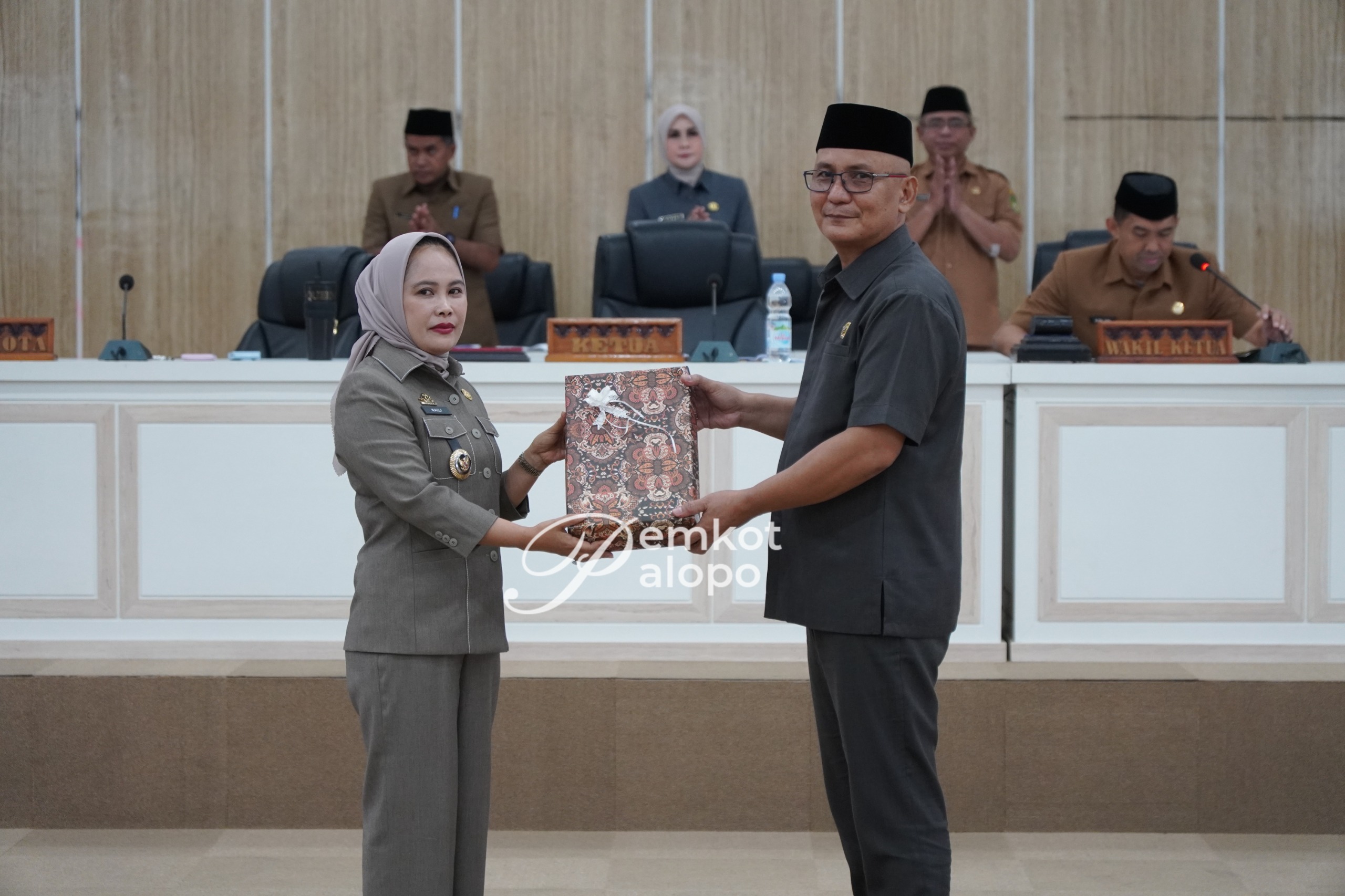 Wali Kota Palopo Sampaikan Jawaban atas Pandangan Fraksi Terkait APBD 2026