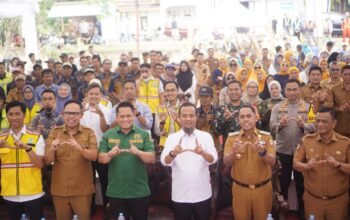 Wabup Bone Hadiri Groundbreaking Proyek Jalan Multiyears Paket 4 di Wajo Wabup Bone Hadiri Groundbreaking Proyek Jalan Multiyears Paket 4 di Wajo