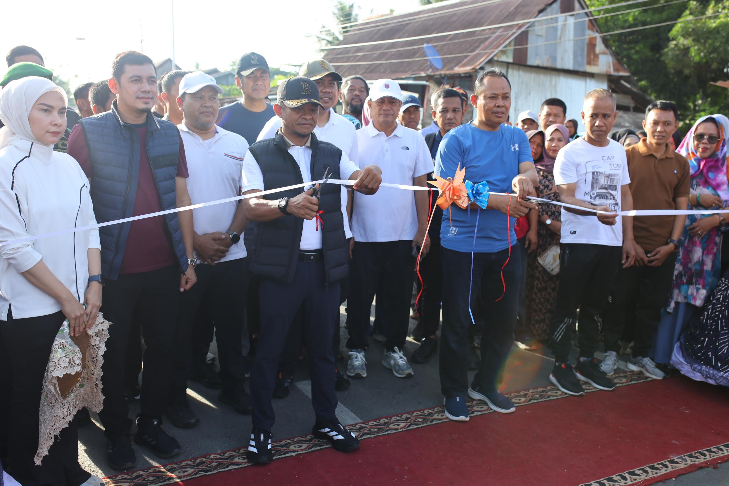 Resmikan Jalan Rp15 Miliar, Bupati Bone Tegaskan Tidak Pilih Kasih