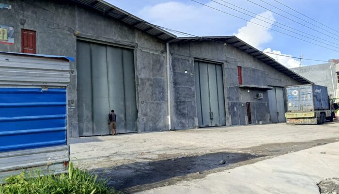 Disinyalir Tak Punya PBG, Aktivis Desak Pemerintah Segel Gudang Misterius di Poros Parepare