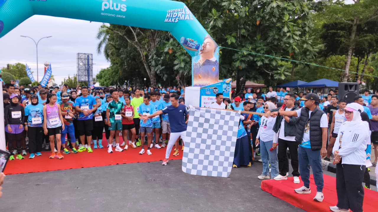 Bupati Andi Asman Sulaiman Lepas Ribuan Peserta Bone Run WIB 2025