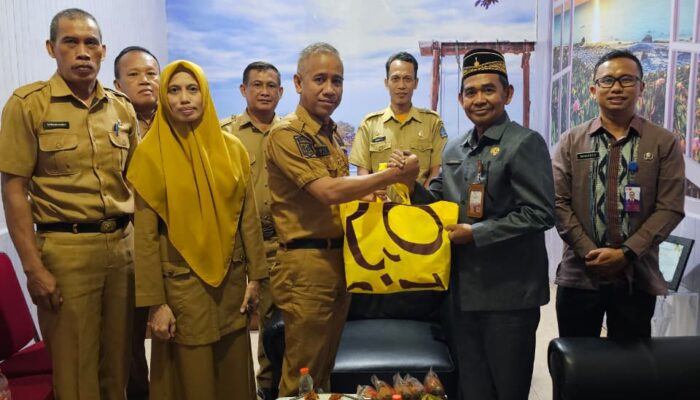 Kominfo Bone Sambut Studi Komparatif Kominfo Penajam Paser Utara