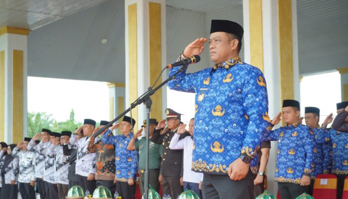 Bupati Luwu Menangis Saat Bacakan Amanat Presiden pada HUT KORPRI