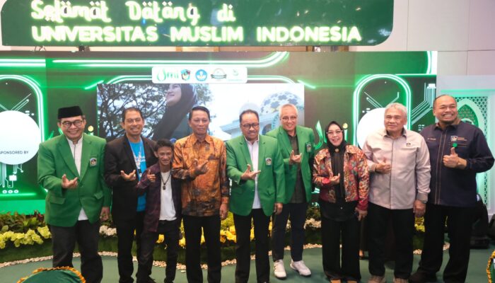 Hadirkan Teknologi VR dan Angklung Digital, Booth UMI Diserbu Pelajar Makassar