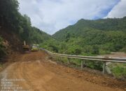 Jalan Utama Latimojong Tertimbun Longsor, Masmindo Gerak Cepat Buka Akses