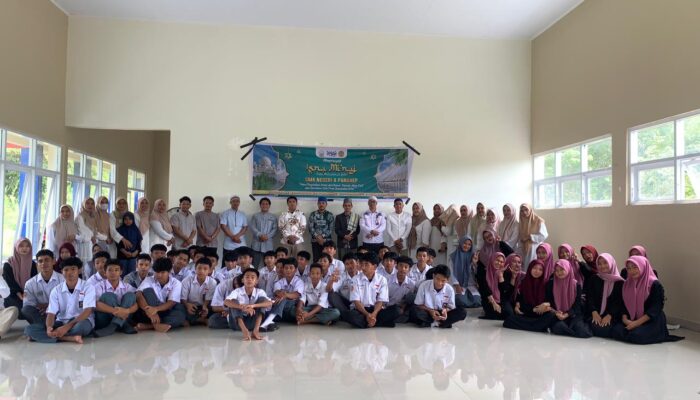 SMKN 8 Pangkep Peringati Isra Mikraj, Tekankan Pentingnya Karakter Mulia