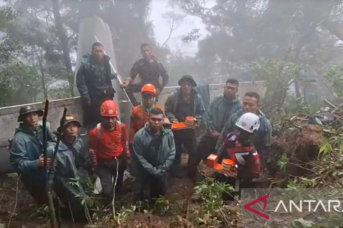 Blackbox Pesawat ATR 42-500 Ditemukan