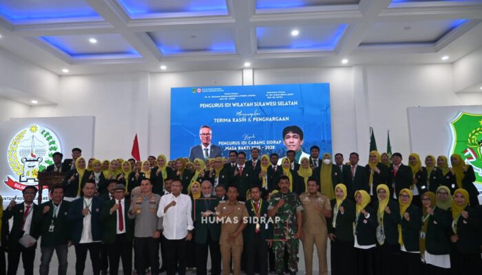 Lantik 107 Pengurus IDI, Syaharuddin Alrif Titip Target IPM Masuk 3 Besar Sulsel