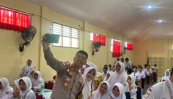 Cegah Laka Lantas, Polres Luwu Edukasi Pelajar SMKN 2 Tentang Bahaya Balap Liar
