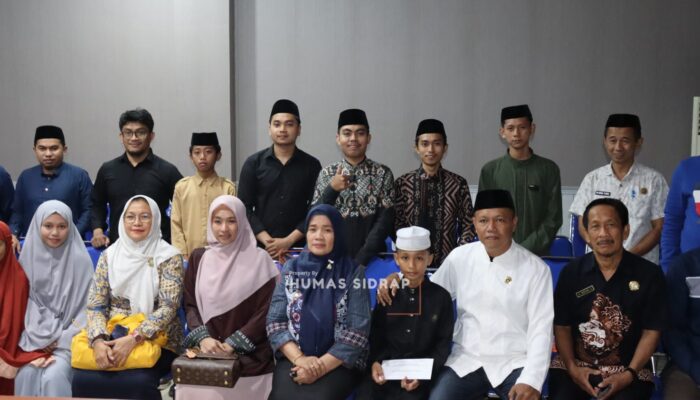 Wabup Nurkanaah Lepas 46 Peserta Kafilah MTQ Sidrap ke Maros
