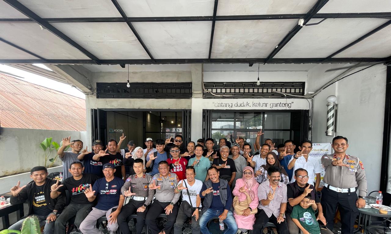 Pererat Silaturahmi, AKP Musmulyadi Ajak Awak Media Ngopi Bareng di Warkop Rabica