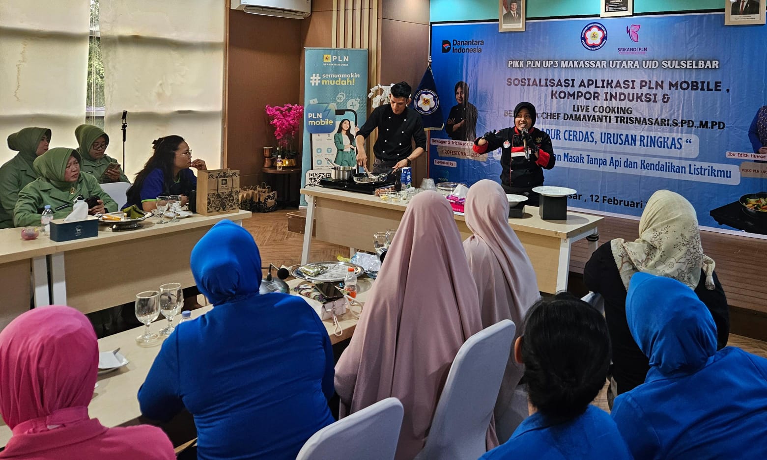 Kaprodi Seni Kuliner UMS Rappang Edukasi Penggunaan Kompor Induksi dalam Live Cooking PLN