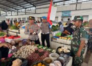Pastikan Stok Sembako Aman, Polsek Baranti Blusukan ke Pasar Rakyat