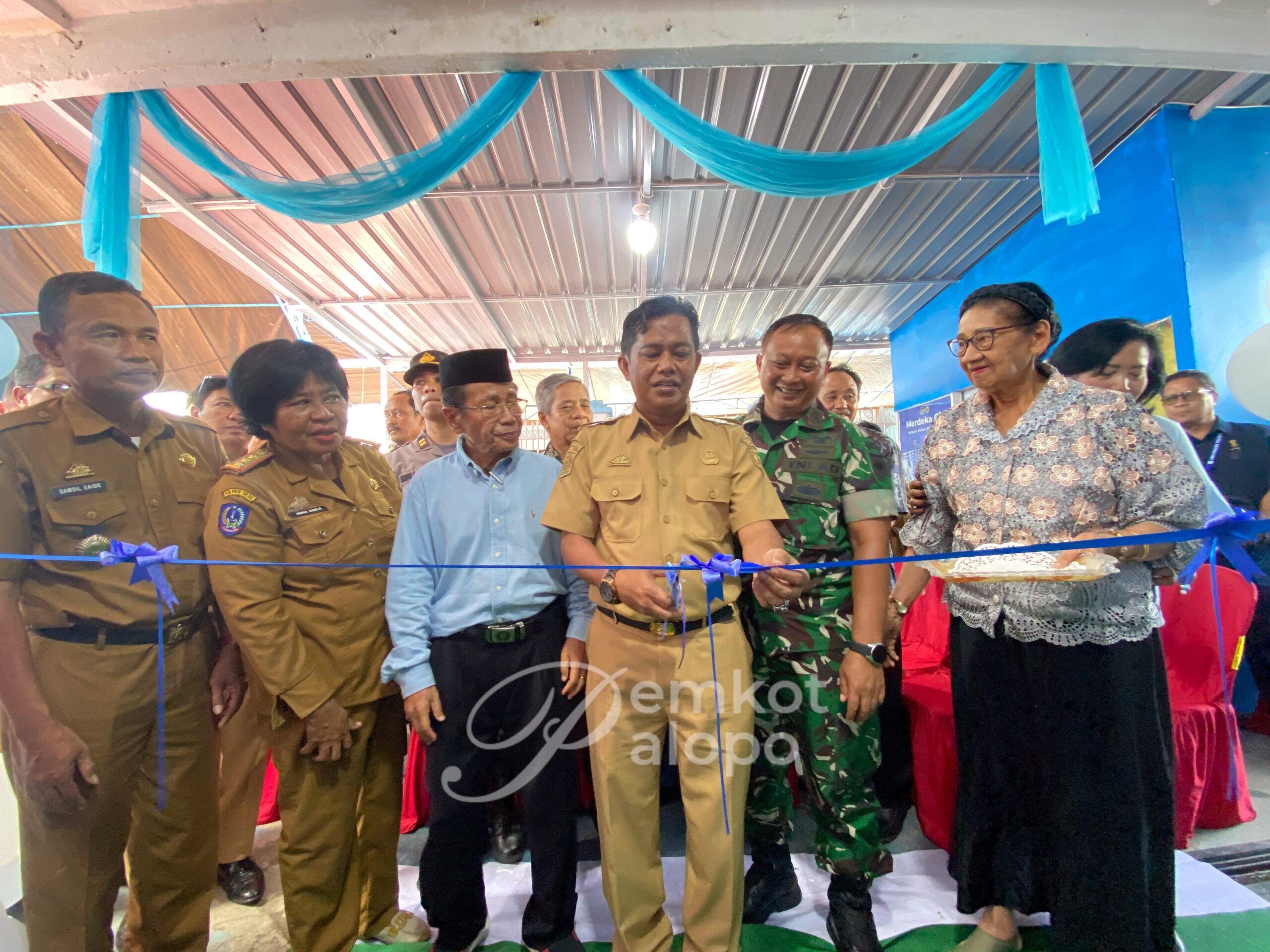 Pj Sekda Palopo Resmikan Dapur Makan Bergizi Gratis di Luminda