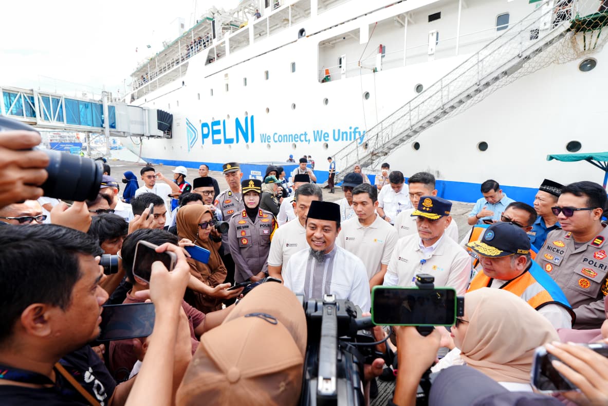 Gubernur Sulsel Lepas 500 Pemudik Program Mudik PLN dari Pelabuhan Soekarno-Hatta Makassar, Ini Pesannya