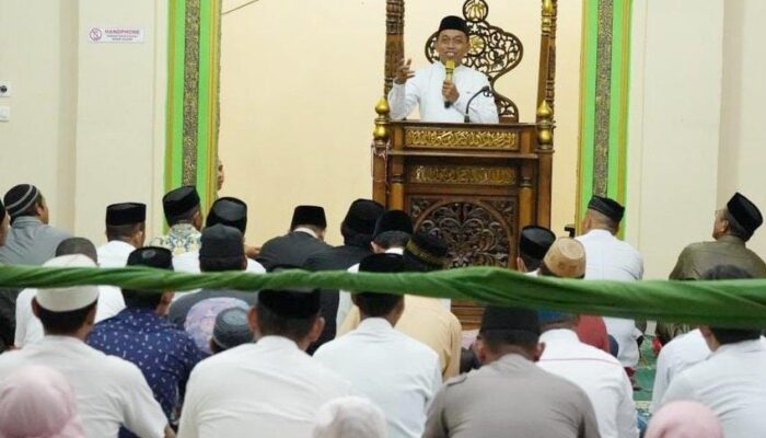 Tarawih di Desa Compong, Bupati Sidrap Paparkan Capaian Pembangunan Daerah