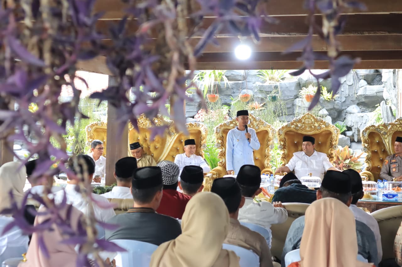 Pastikan Harga Menguntungkan Petani, Bupati Bone Kawal Program Perkebunan Ditjenbun