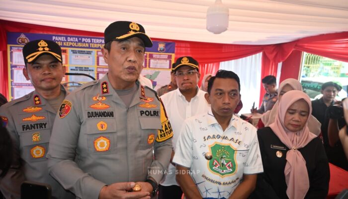 Didampingi Bupati, Kapolda Sulsel Tinjau Arus Mudik di Sidrap
