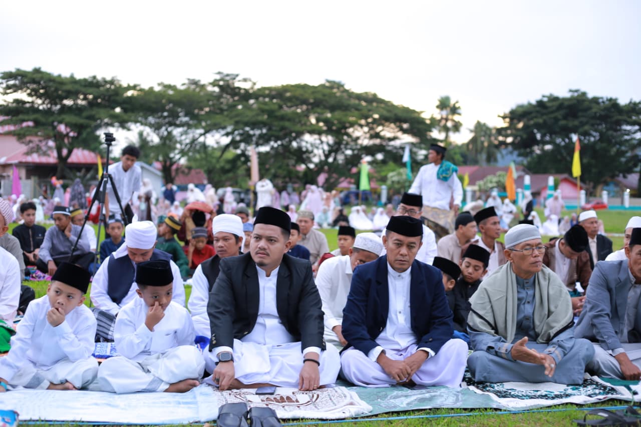 Dari Walenrang, Wabup Luwu Ingatkan: Tanpa Gotong Royong, Pembangunan Tak Akan Maksimal