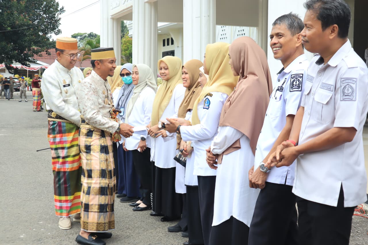 Bupati Bone Mutasi dan Lantik Pejabat Pasca Libur Idul Fitri