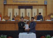 Wakil Bupati Luwu Serahkan LKPJ 2025 ke DPRD, Tunjukkan Capaian Kinerja Positif