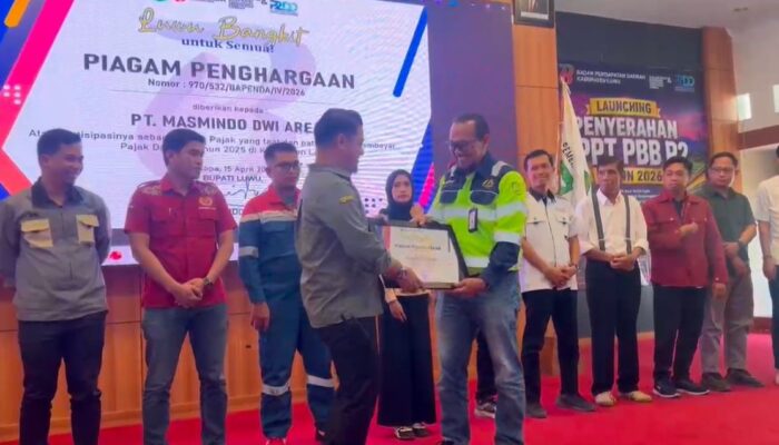 Konsisten Taat Pajak, MDA Kembali Terima Penghargaan dari Pemkab Luwu