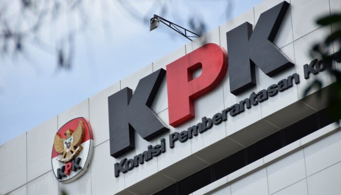 Tak Perlu Mundur Permanen, Pimpinan KPK Kini Cukup Nonaktif dari Profesi Asal