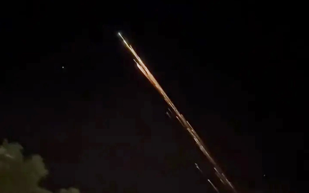 Bukan Meteor, Bola Api di Langit Lampung Ternyata Sampah Roket Cina