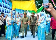Kompak! Bupati Lutim Boyong Rombongan Ramaikan Puncak Ultah ke-27 Luwu Utara